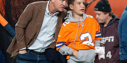 Peyton Manning's son Marshall, a freshman backup QB, has 4 college offers: Report