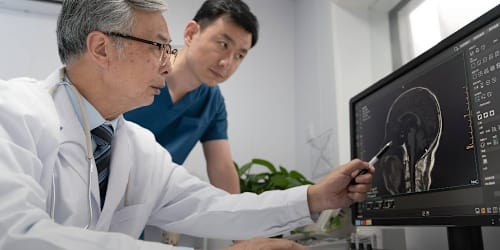 Oncologist warns: This unexplained symptom in people under 40 can be a cancer red flag
