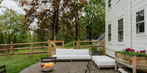 14 creative ways to make your small yard feel more spacious