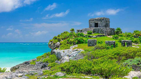 Love to read? This Riviera Maya vacation has books, beaches and relaxation