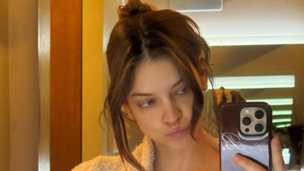 True Styles Barb Barbara Palvinโs โRealโ VSFS Moments Involved Breast Pumps & Nursing ...