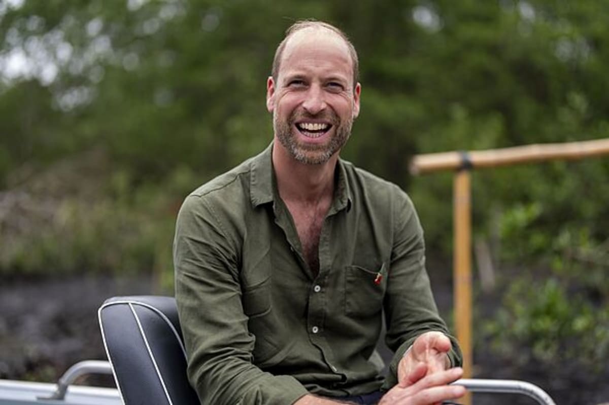 Individual Money. Sign Prince William's ‘deeply personal gesture' that took fans by surprise - AOL