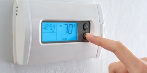 What's the best temperature to set your AC during hot weather?