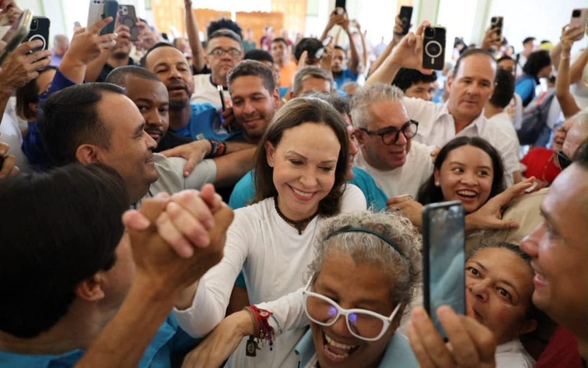 Venezuela's opposition leader returns to challenge Trump-backed regime