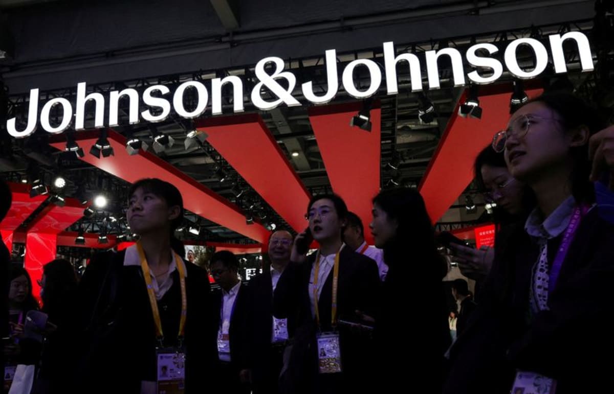 J&J posts weak medical device sales, shares fall - AOL