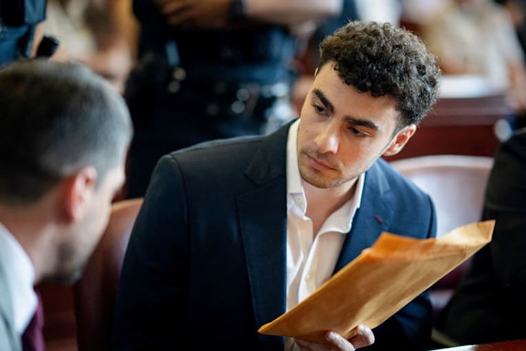 Jury in Luigi Mangione's insurance CEO murder trial to be anonymous