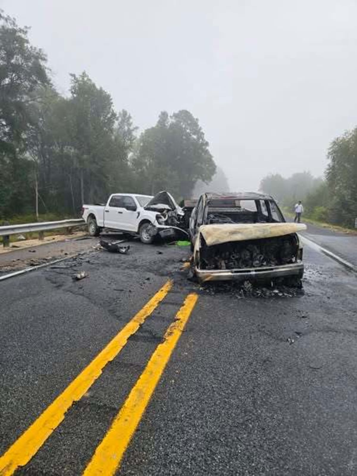 PHOTOS: Car fire prompts traffic delays on Highway 31 near Kilgore - AOL
