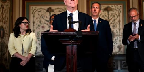 Democrats sound alarm on US-Venezuela oil deal
