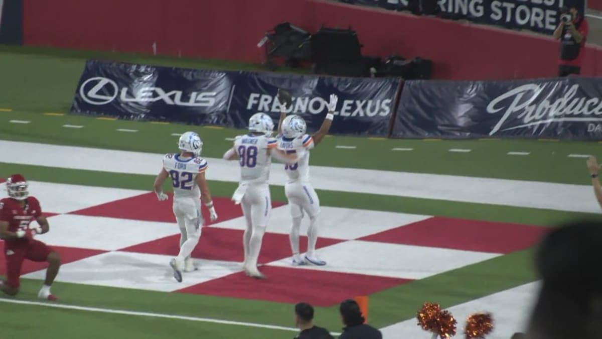 Boise beats Bulldogs, Mankins goes into Ring of Honor