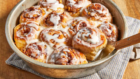I tried the cinnamon roll hack the internet can&rsquo;t stop sharing&mdash;and it didn&rsquo;t disappoint
