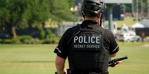 3 Secret Service officials put on leave amid probe into "potential misconduct"
