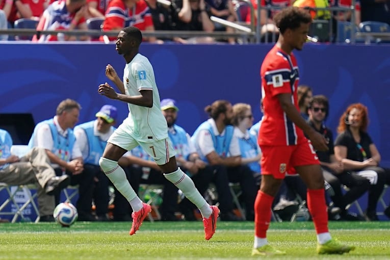 Ousmane Dembele's hat trick helps France rout Norway to sweep Group I