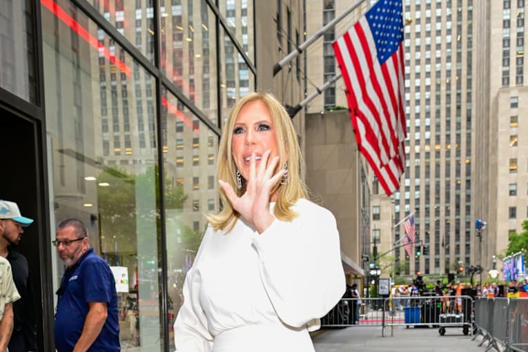 Vicki Gunvalson stunned in a waist-accentuating white dress &mdash; get the look for just $34