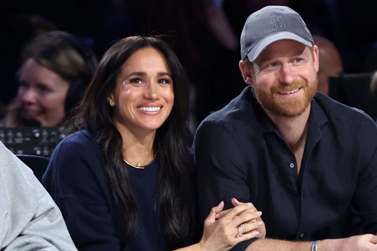Meghan Markle keeps wearing a mysterious pear-shaped diamond ring
