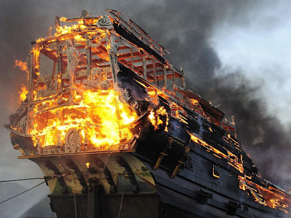 A ship’s captain died at dinner. By morning, 137 passengers had perished in flames