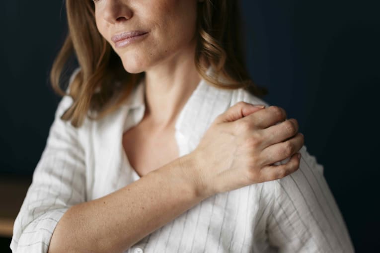 What is frozen shoulder? The painful condition that can develop for no obvious reason