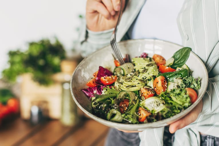 Is it safe to eat salad again? Here&rsquo;s what food safety experts are doing