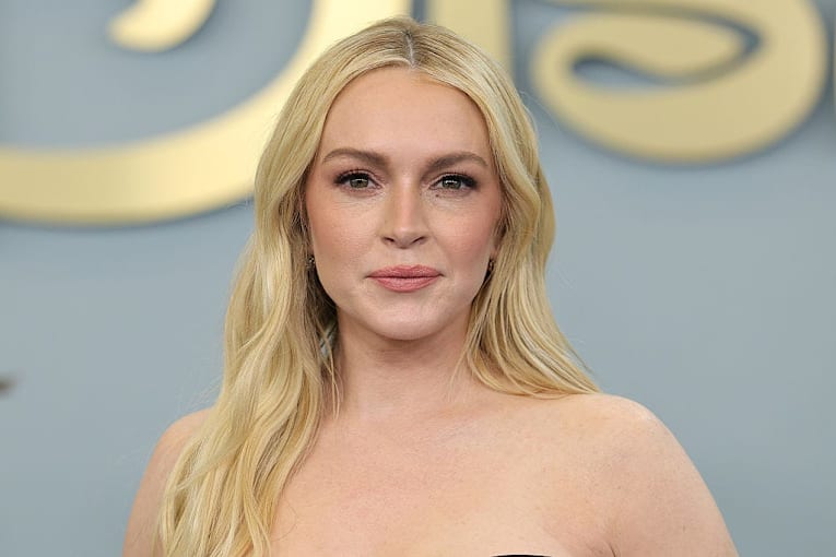 Lindsay Lohan returns to a redhead. But it may not stay
