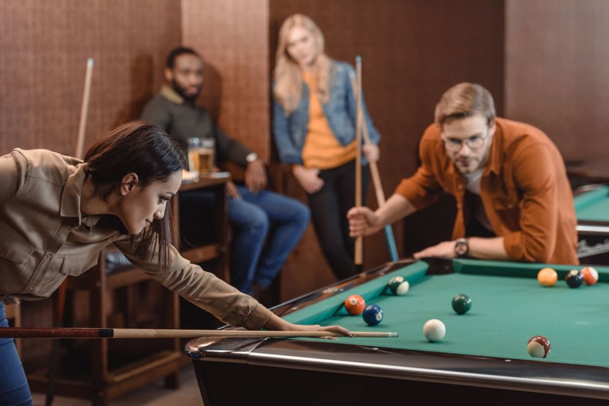 Can a Pop-up Truly Be a Dive Bar? Inside the Debate over Manufactured Grunginess