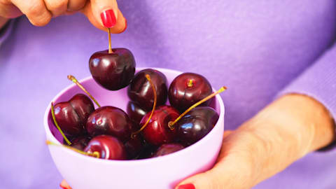 I&rsquo;m a dietitian who ate cherries every day for a week, and this is what happened to my body
