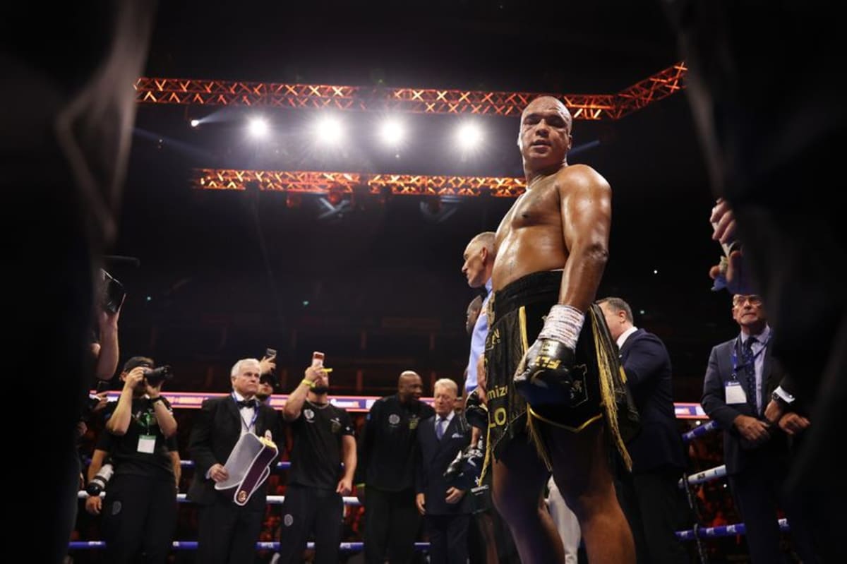 Fabio Wardley told to retire immediately after Daniel Dubois KO defeat