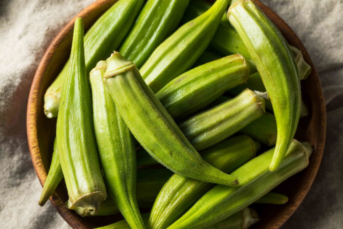 The Okra Water Craze: from Ancient Folk Tonic to Viral Wellness Trend