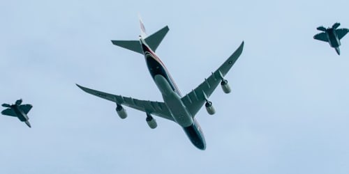 US Air Force plane turns back from Antarctica after Russian missile threat