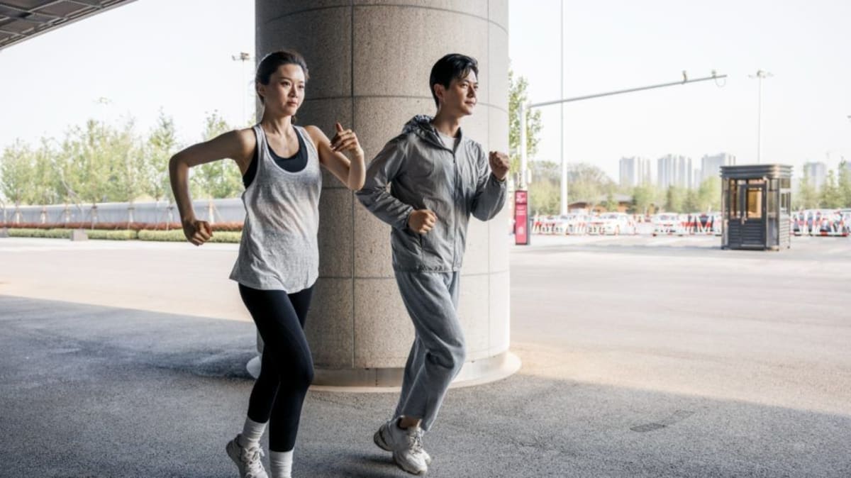 Short, gentle jog could improve mood and brain function, study suggests ...