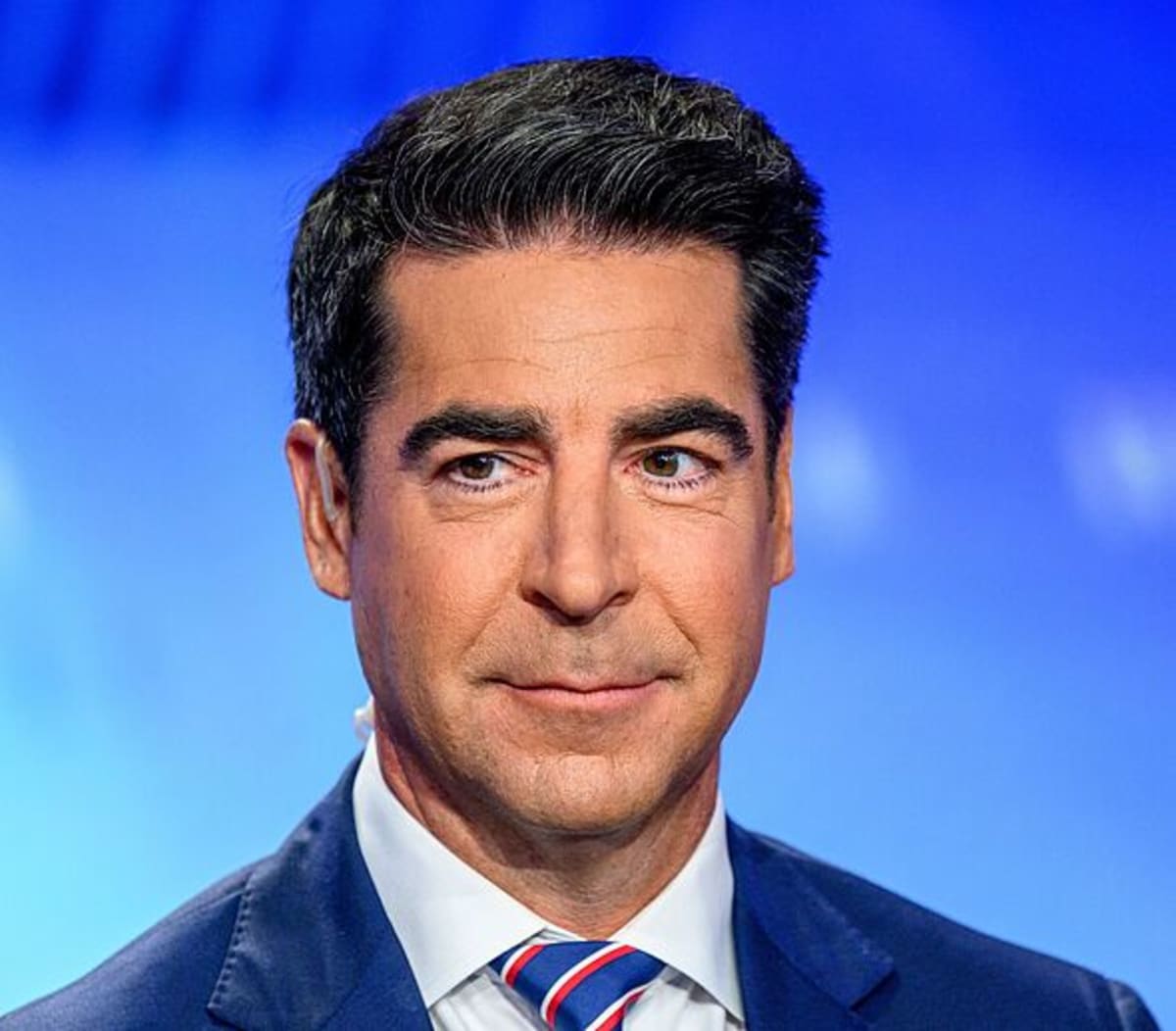 Watters Takes Swipe at Xi Just Hours After Handshake