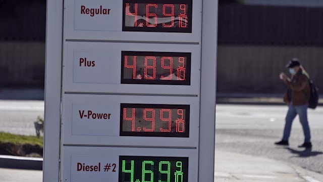 Ohio candidates for governor want to suspend the gas tax