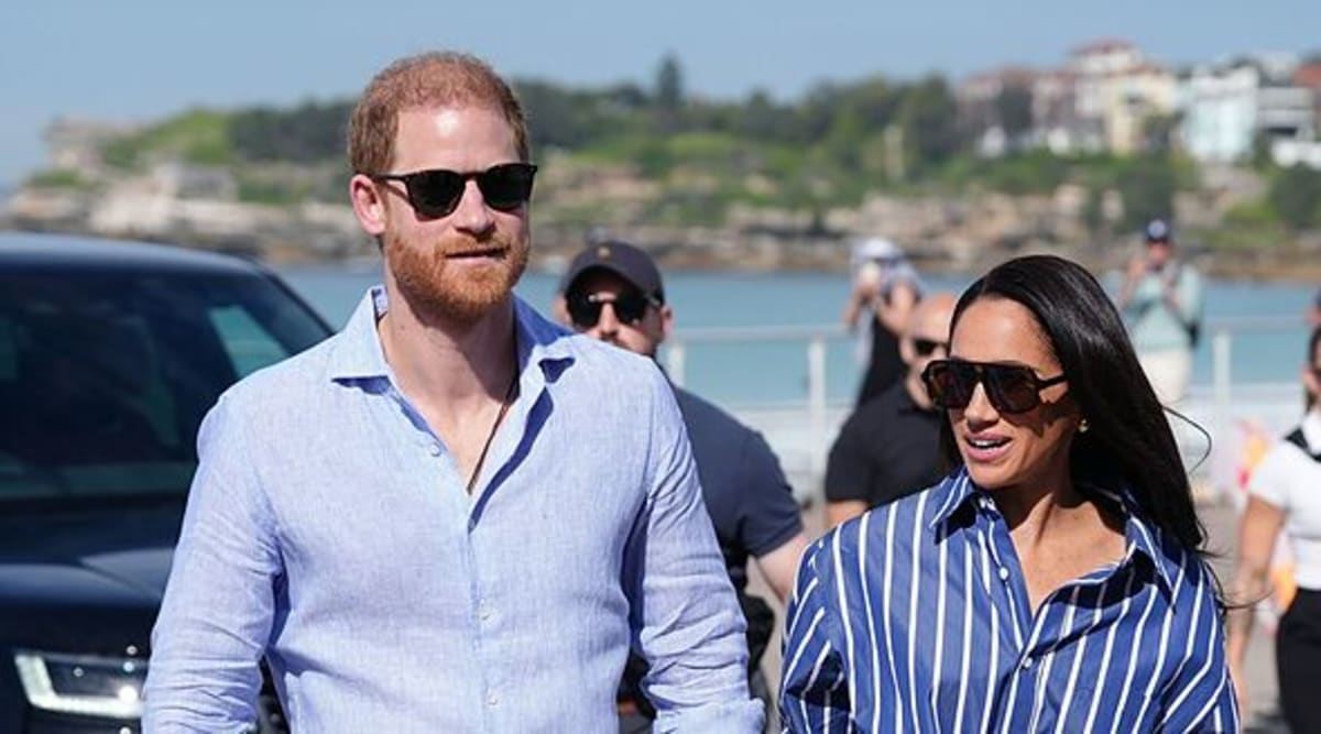 New Photo - 91% of people believe Prince Harry and Meghan Markle should apologize to King Charles
