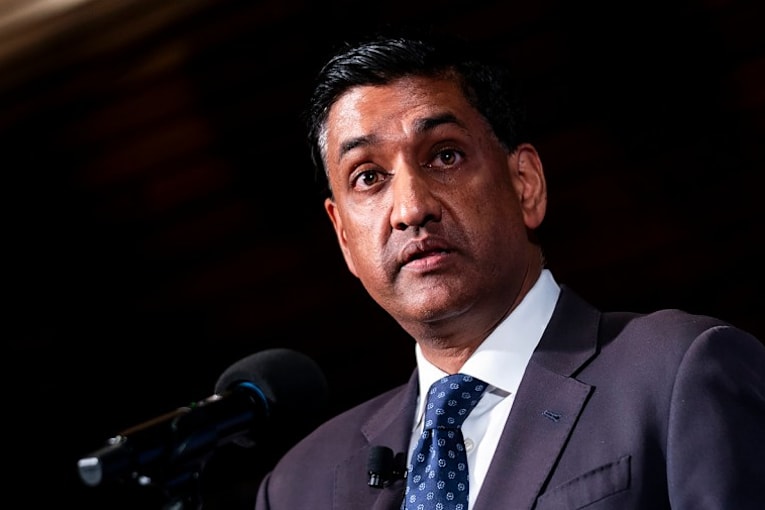 Khanna: Ocasio-Cortez running for president in 2028 &lsquo;would have no bearing&rsquo; on own plans
