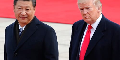 Trump welcomes China's Xi to Washington with planeside ceremony and extension of trade truce