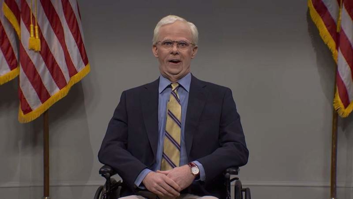 New Photo - 'SNL' Mitch McConnell Sketch Tests the Line of When Age and Health Jokes Go Too Far: Expert