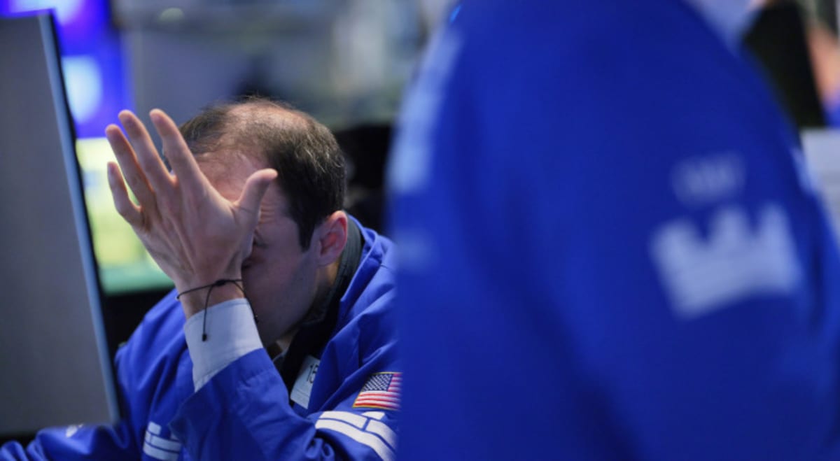 Peter Schiff warns a crash could hit before the midterms — beware ‘the ...
