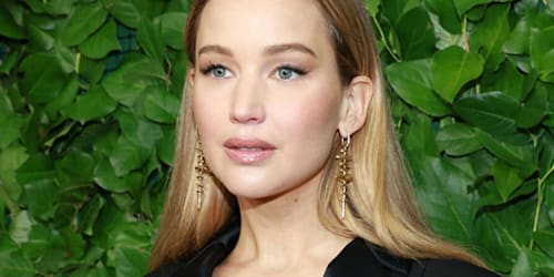 Jennifer Lawrence's plastic surgery confession has fans questioning her new photos: 'Who is this?!'