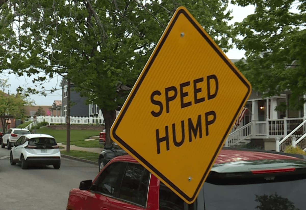 St 28 St. Louis residents could soon request speed humps on their streets - AOL