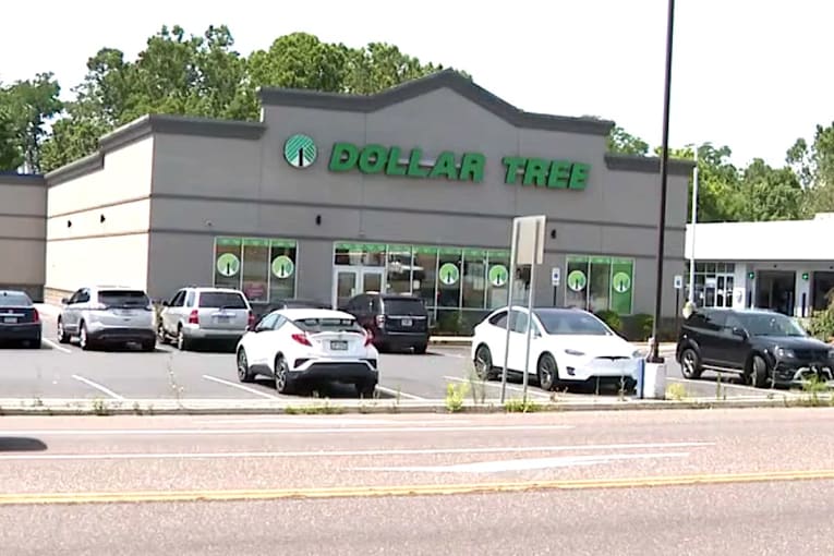 10-year-old boy accused of stabbing Dollar Tree employee during alleged robbery attempt