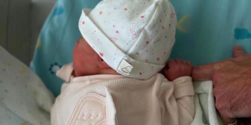 Princess Eugenie announces the name of her baby daughter