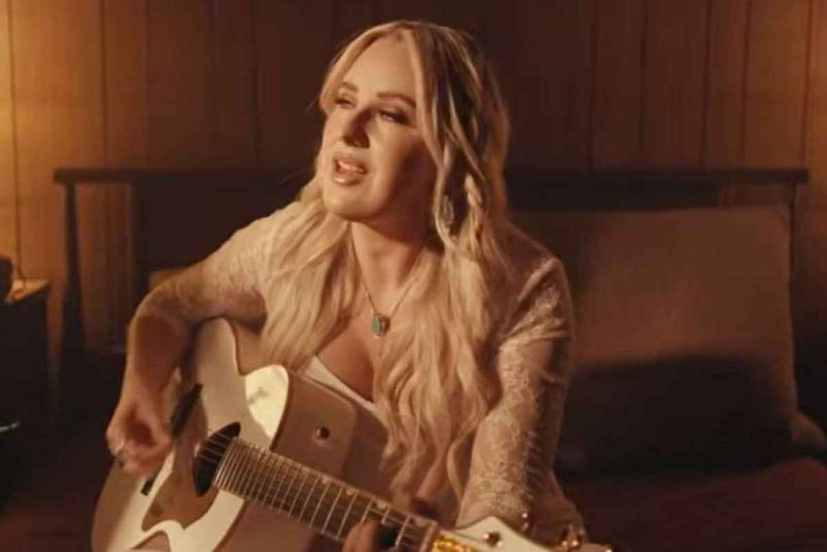 Can Tori Martin Lead the Top Country Clips of the Week With Her New ‘Quit' Video?