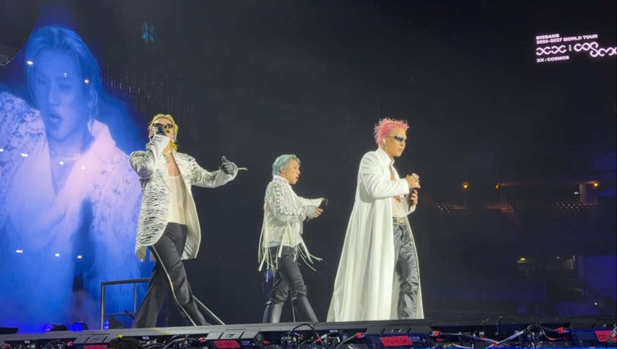 BIGBANG LIVEセット BIGBANG celebrates 20th anniversary in can't-miss Oakland show on