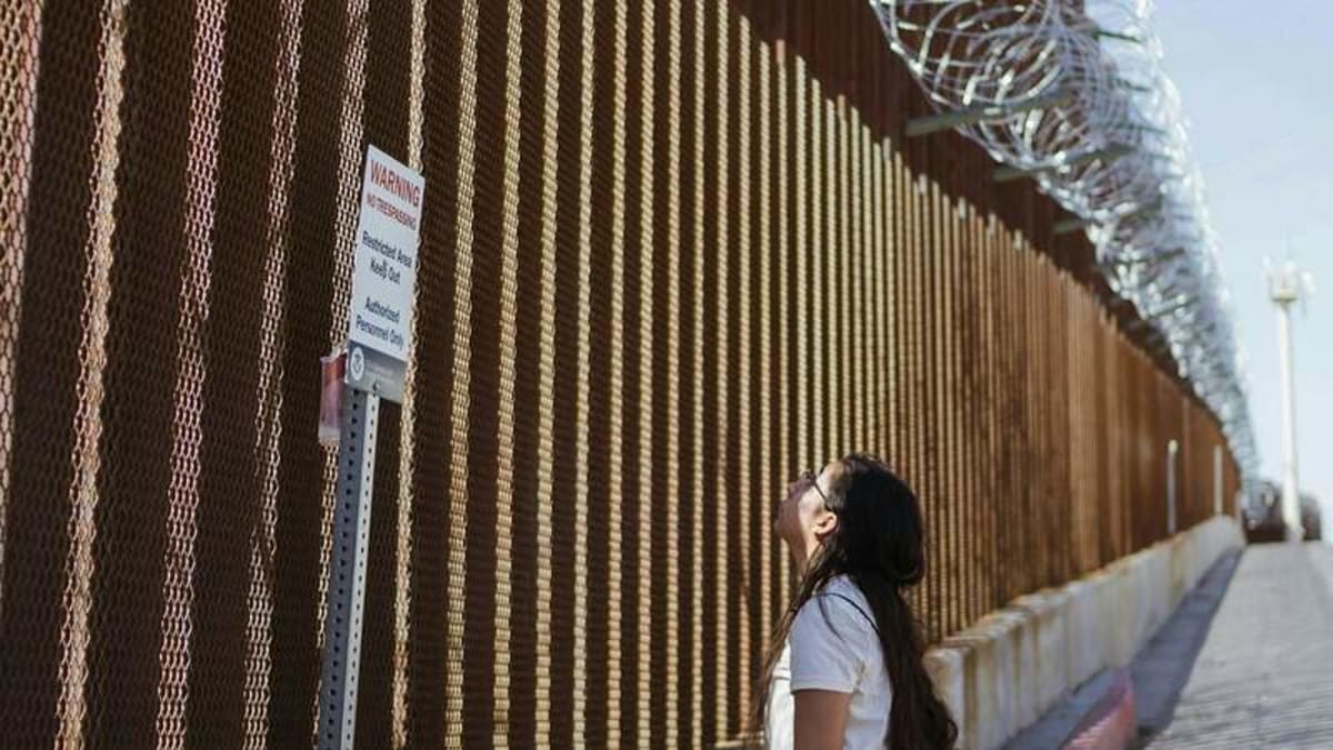 Southwest illegal border crossing reach lowest level for one year in U ...
