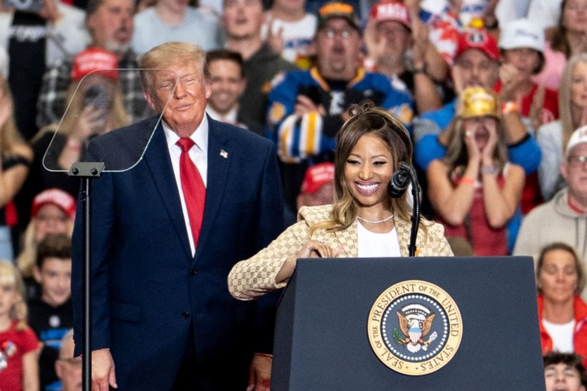 Nicki Minaj covers face in 'embarrassment' as Trump makes creepy remark ...
