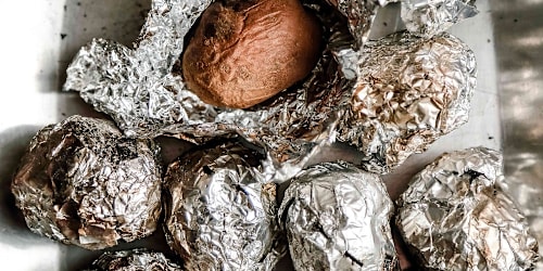 Should you wrap baked potatoes in foil? Most people get this wrong