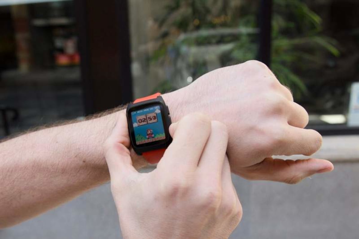 Watch Face Colour In Pebble Just Made It Even Easier to Make Cool Watch Faces - AOL