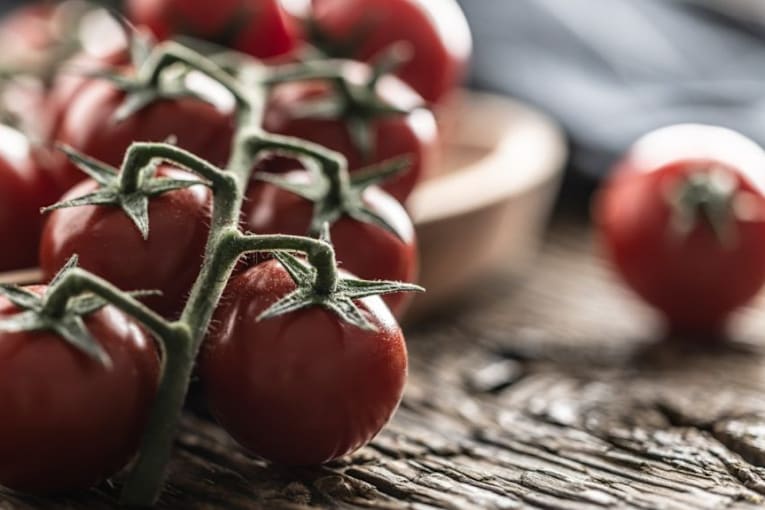 Eating tomatoes daily may help decrease fat buildup in the liver