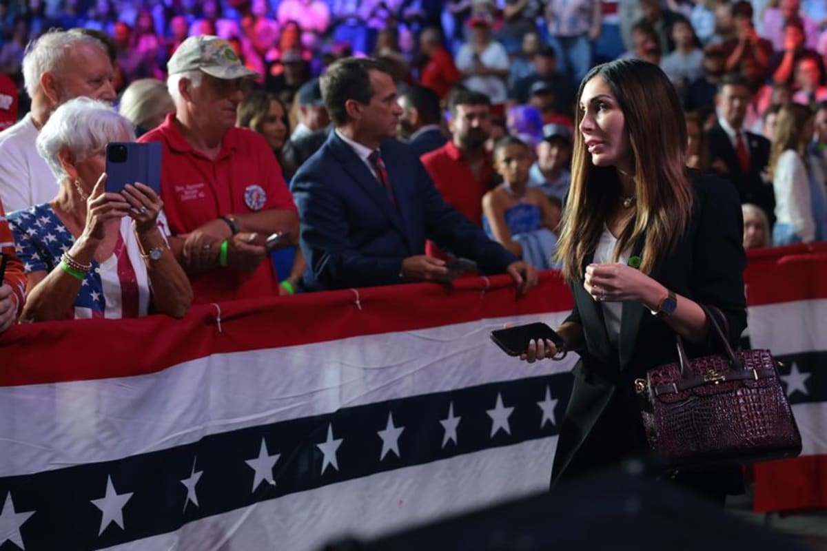 MAGA infighting reaches boiling point over Trump's controversial Russia ...