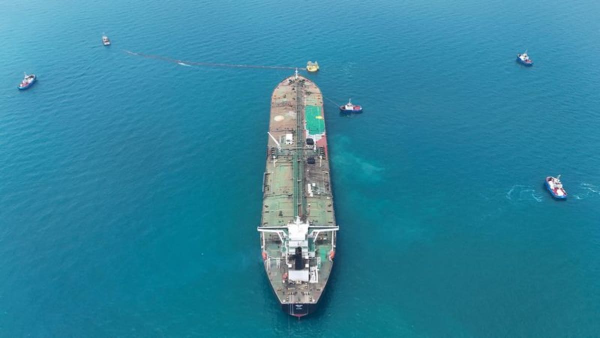 New Photo - Oil prices rise on stalled US-Iran talks and tight fuel markets