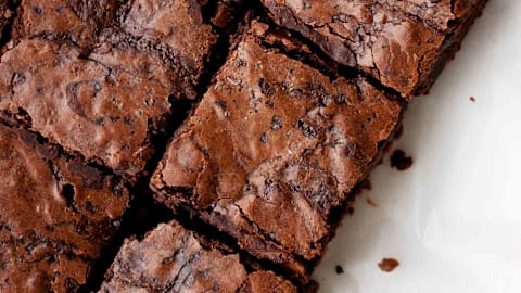 I asked 6 bakers to name the best boxed brownie mix &mdash; they all said the same brand