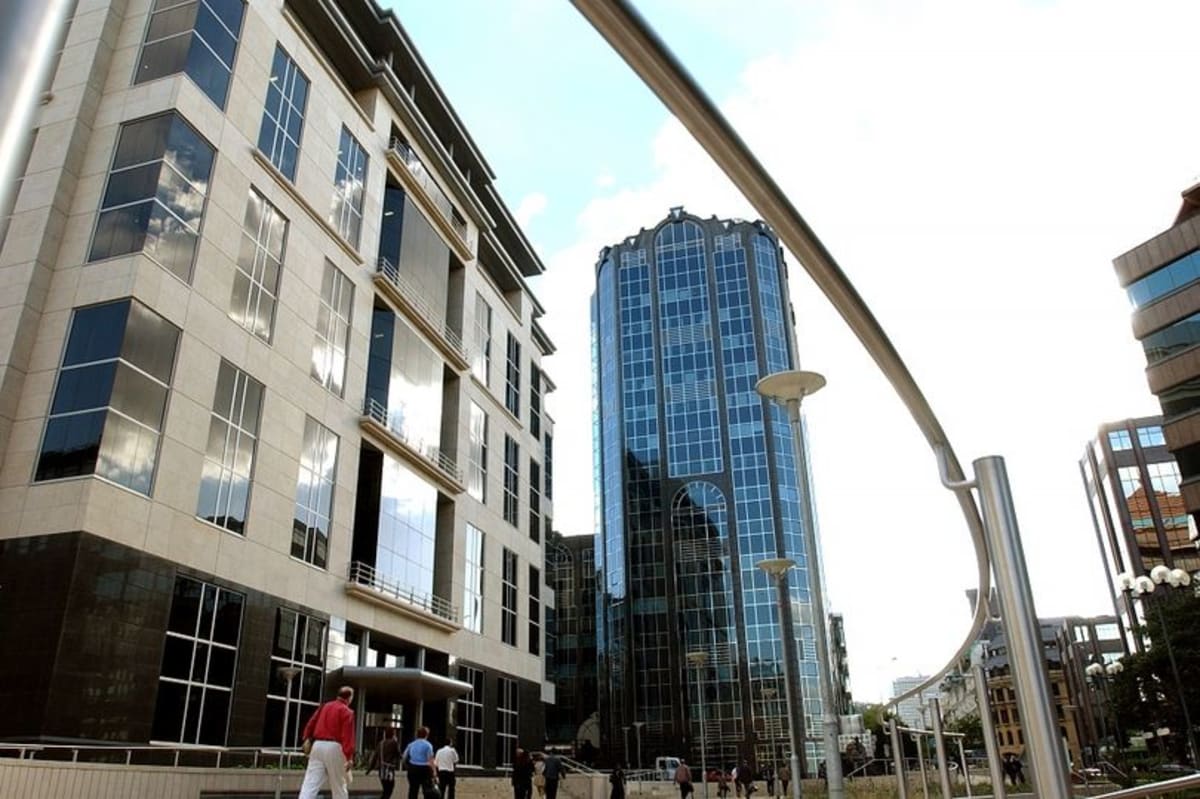 EY UK partner pay jumps to £870,000 despite consulting revenue fall